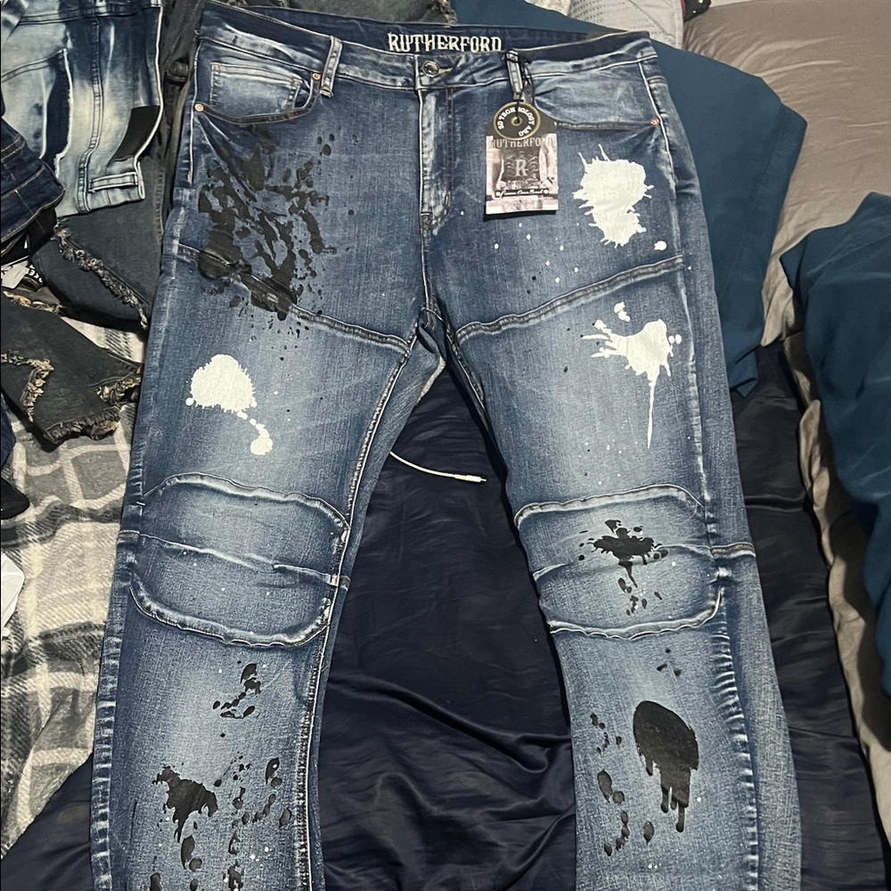 Men's Slim Fit Blue Paint-Splatter Jeans